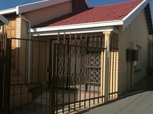 2 Bed Simplex in Wilro Park