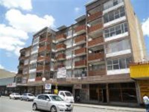 3 Bed Apartment in Vereeniging Central