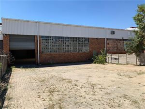 389 m² Industrial space in Strydompark