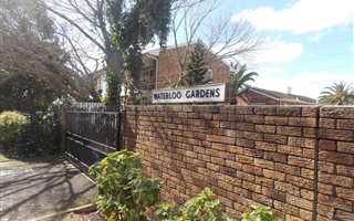 3 Bedroom Townhouse in Wynberg