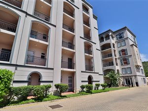 3 Bed Apartment in Diaz Beach