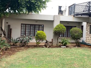 5 Bed House in Moregloed