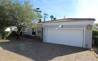 3 Bedroom House in Goedemoed