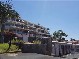 3 Bed Apartment in Uvongo