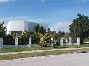 4 Bed House in Summerstrand