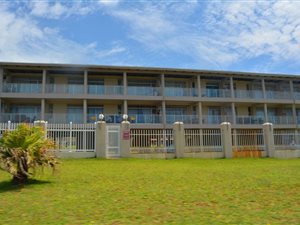 2 Bed Apartment in Uvongo