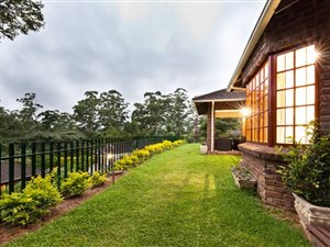 3 Bed Townhouse in Clifton Park