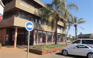 Commercial space in Wierda Park
