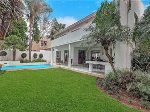 4 Bed House in Woodmead