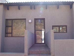 2 Bedroom Apartment in Florida Hills