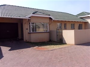 3 Bed Simplex in Grobler Park