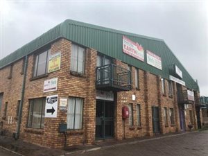 204 m² Industrial space in Hennopspark