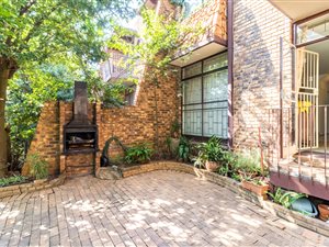 3 Bed Townhouse in Val de Grace