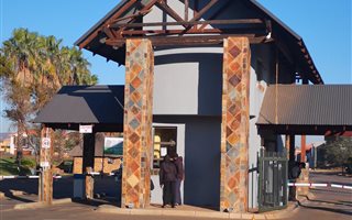 870 m² Land available in Theresa Park