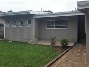 3 Bedroom House in Illiondale