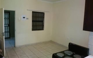 2 Bedroom Apartment in Bordeaux
