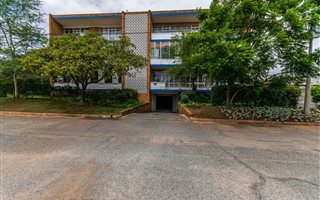 2 Bedroom Apartment in Florida Park