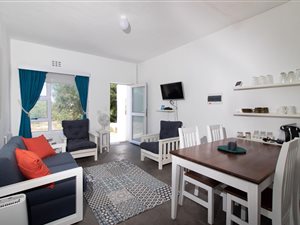 1 Bed House in Cannon Rocks