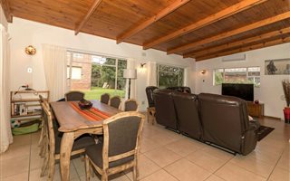 2 Bedroom House in Kenton-on-Sea