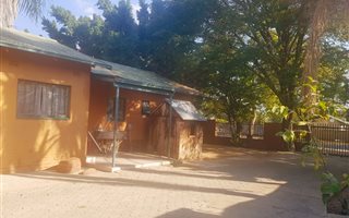 3 Bedroom House in Ladanna