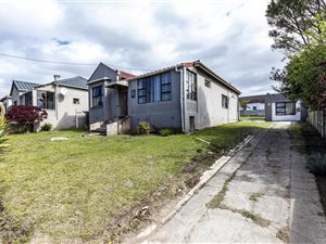 4 Bed House in Southernwood