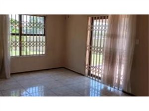 3 Bed Townhouse in Alberton