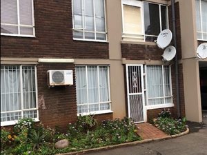 2 Bed Apartment in Morningside