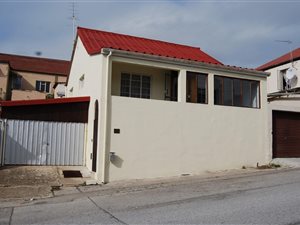 3 Bed House in North End