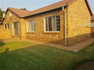 3 Bed Townhouse in Kyalami Hills
