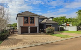 4 Bedroom House in Midlands Estate