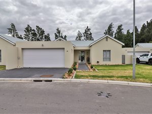 3 Bed House in Northern Paarl