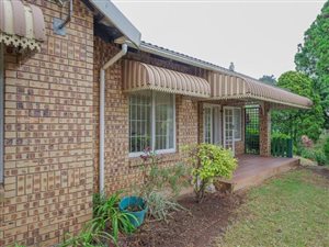 3 Bed Simplex in Padfield Park