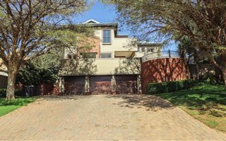 4 Bedroom House in Boardwalk