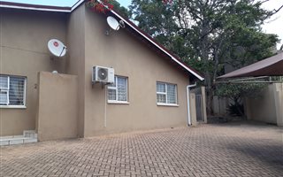 1 Bedroom Apartment in Sonheuwel