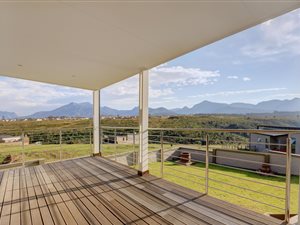 3 Bed House in Welgelegen Estate