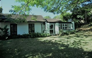 4 Bedroom House in Westbrook