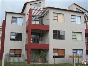 2 Bed Apartment in Honeydew Grove