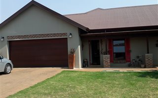 3 Bedroom House in Raslouw Glen