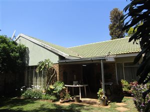 2 Bed Townhouse in Mookgophong (Naboomspruit)