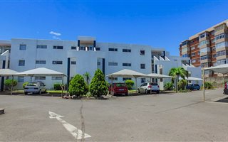 1 Bedroom Apartment in Amanzimtoti