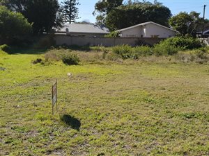 729 m² Land available in Seaside Longships