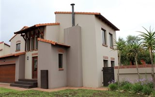 3 Bedroom House in Newmark Estate