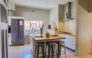 3 Bedroom House in Claremont