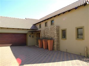 3 Bedroom House in Midfield Estate