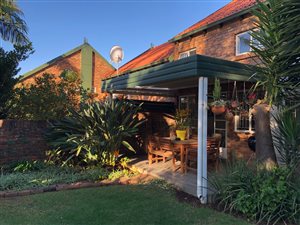 3 Bed Townhouse in Garsfontein