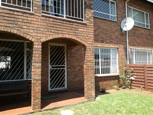 3 Bed Townhouse in Haddon