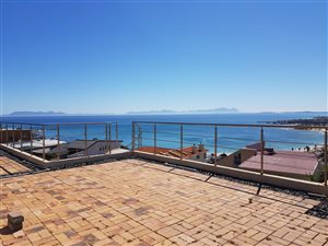 5 Bed House in Mountainside