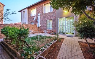 3 Bedroom Duplex in Oukraal Estate
