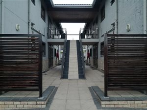 2 Bed Apartment in Pinetown Central