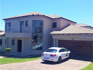 4 Bed House in Noordwyk